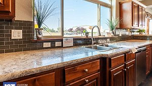 Grand Manor / 6012-2 Kitchen 31563